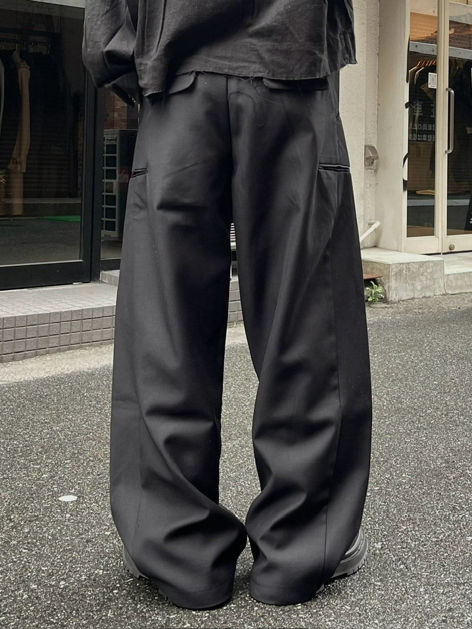 大阪店WEB限定受注制【Chikashitsu +】double tuck balloon slacks (2color)