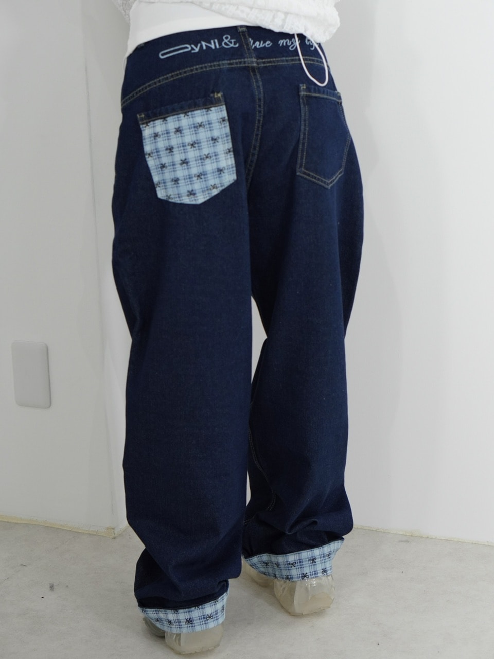 国際配送【Nerd out XU】design check wide denim pants