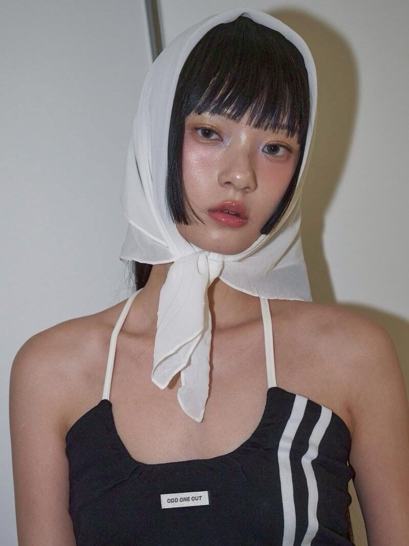 【ODDONEOUT】TWO LINE HALTER NECK TOP