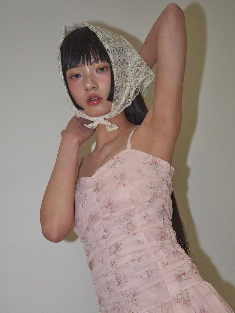 【ODDONEOUT】FLOWER SHIRRING ONE PIECE / 【オッドワンアウト】フラワーシャーリングキャミソールワンピース