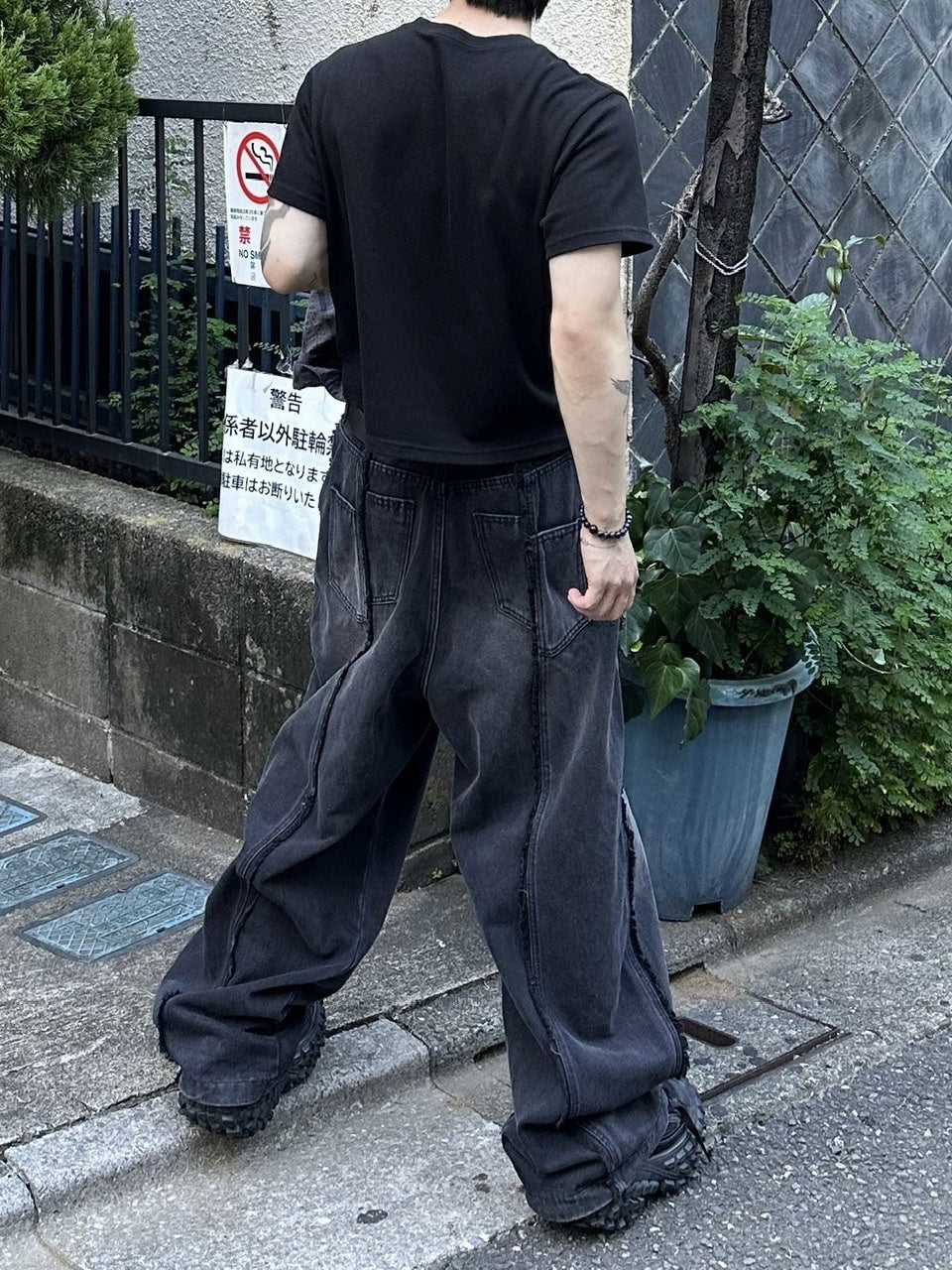 大阪店WEB限定受注制【Chikashitsu +】 fringe wide denim pants / 【チカシツプラス】フリンジワイドデニムパンツ