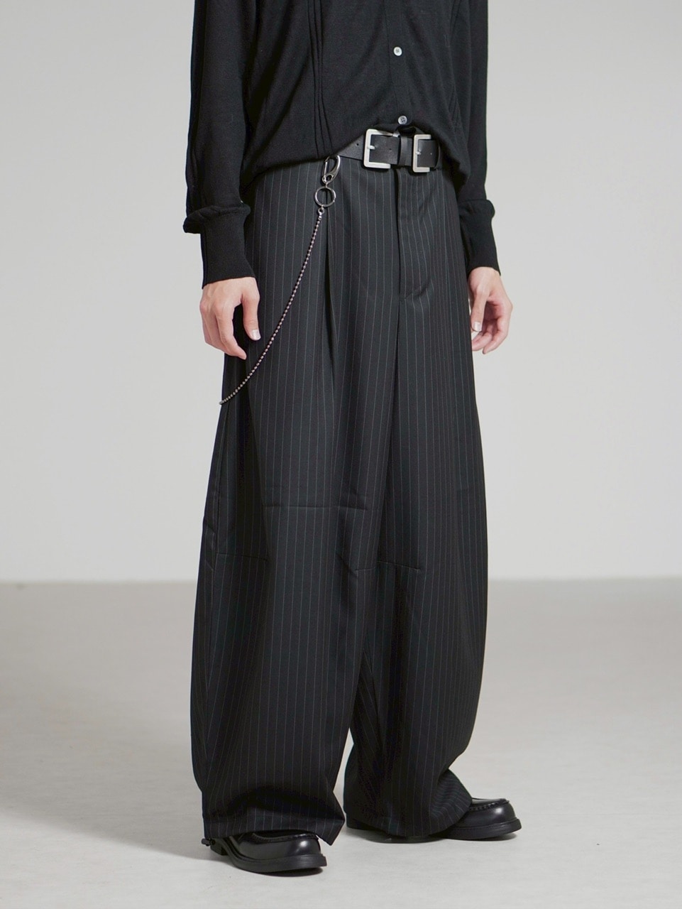 受注制【Chikashitsu +】draw cord stripe wide slacks