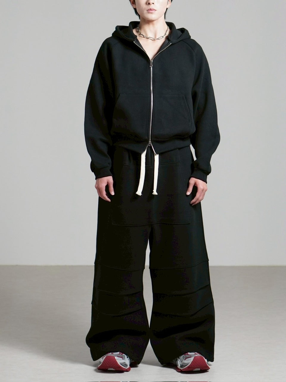 受注制【Chikashitsu +】heavy weight cotton cropped hoodie / 【チカシツプラス】ヘビーウェイトコットンクロップドパーカー (3color)