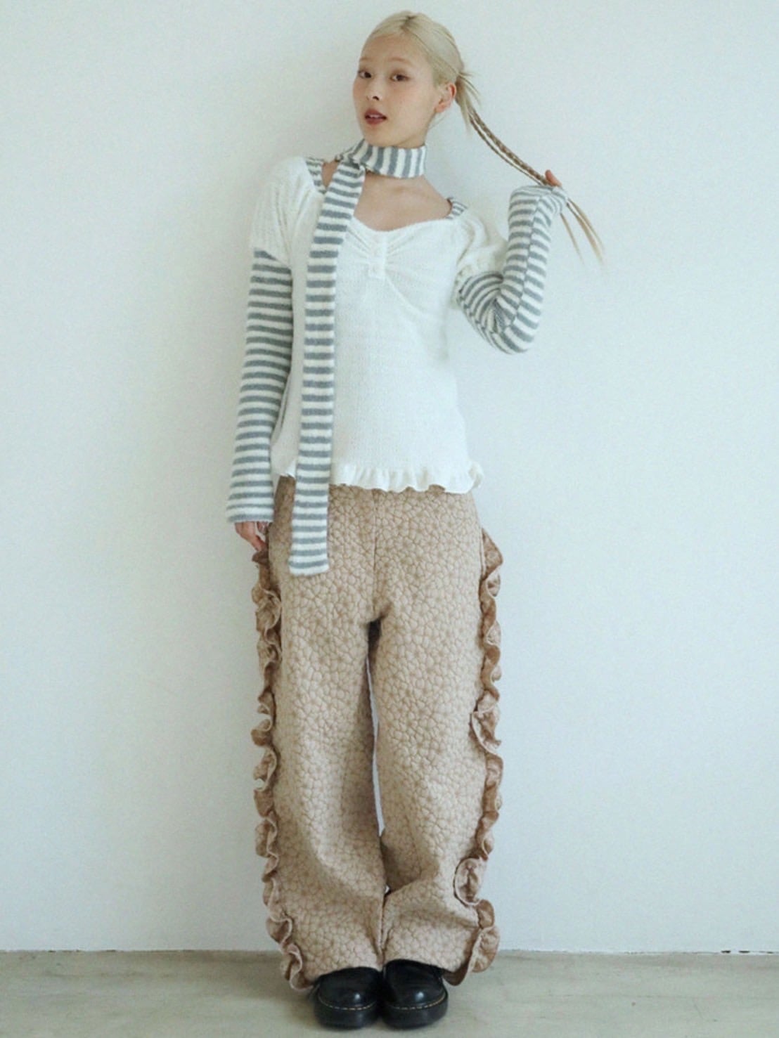 12/21 20:00 再販【Uglyshadow】SCARF ROUND T-SHIRT