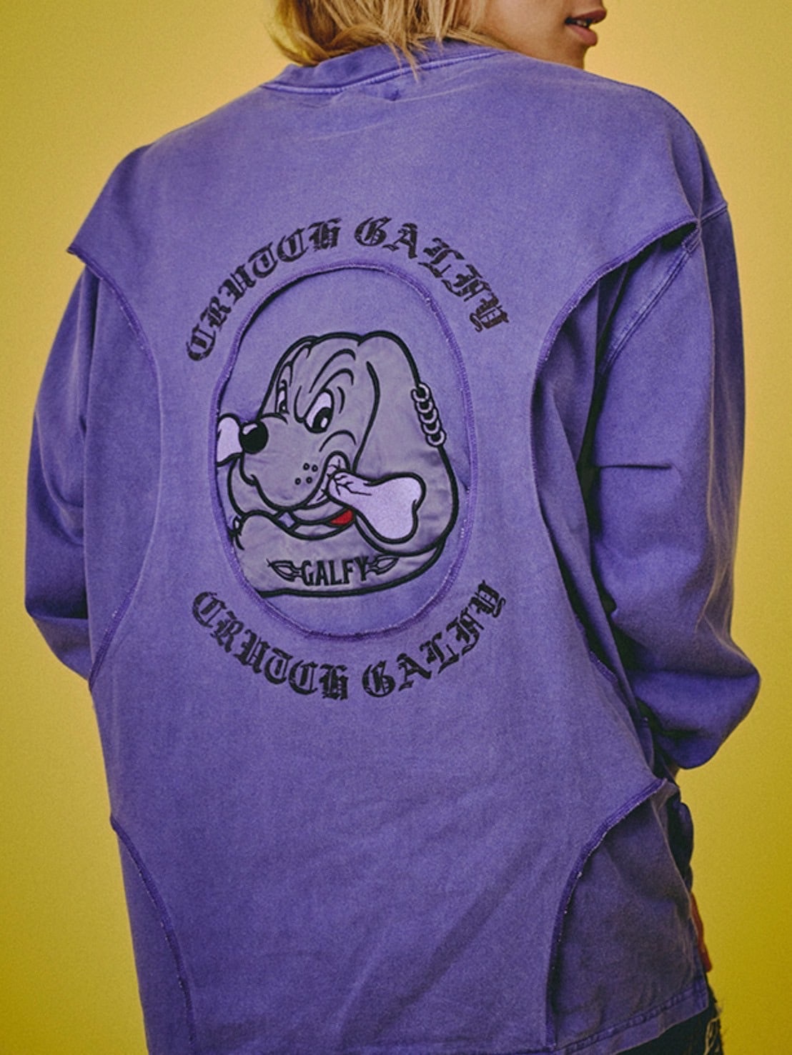 【GALFY】穴の向こうにわんちゃんロンTee