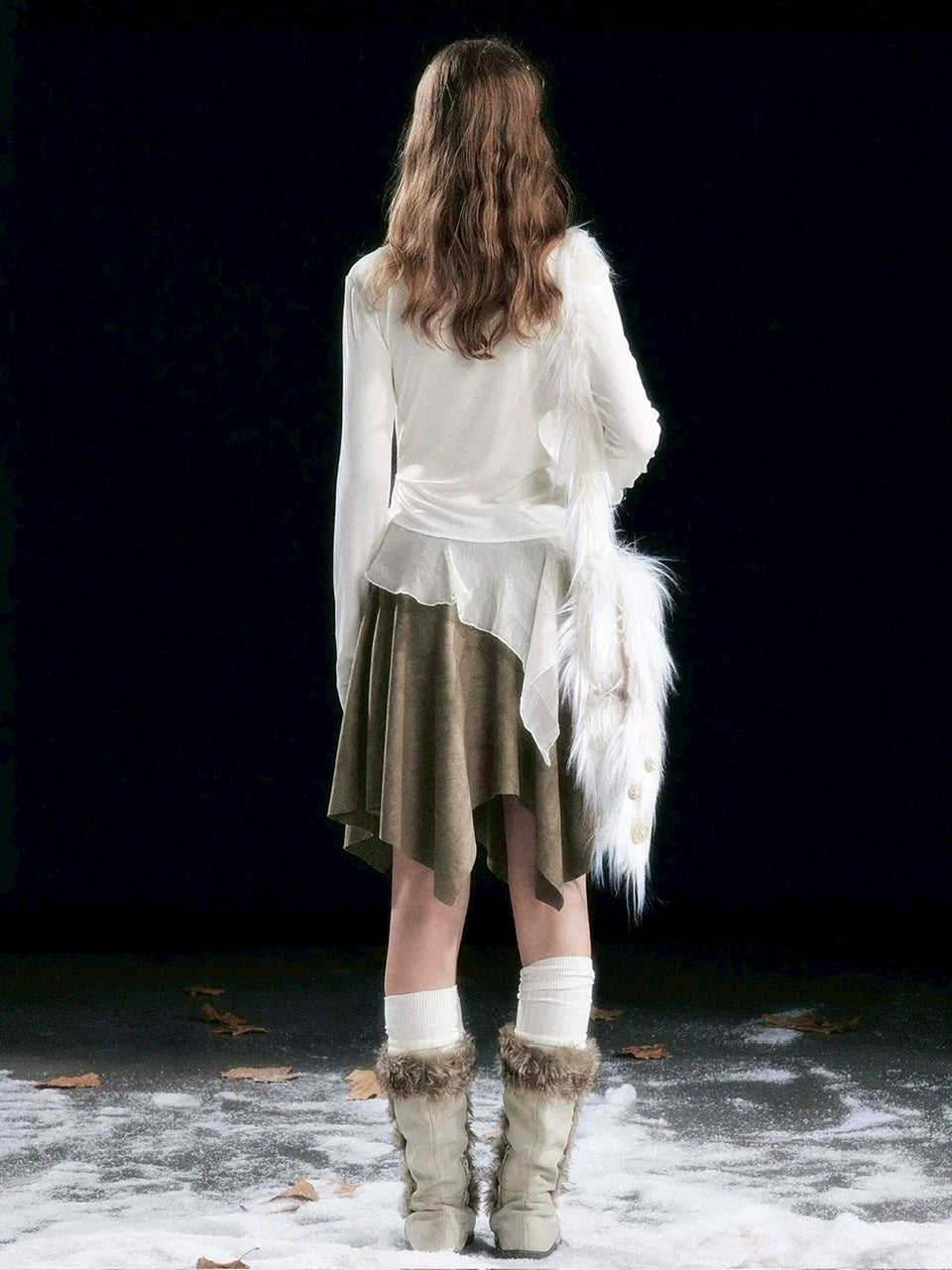 【Cest Nous】Ruffle hem top / 【セヌー】チョーカー付きアシンメトリーフリルトップス