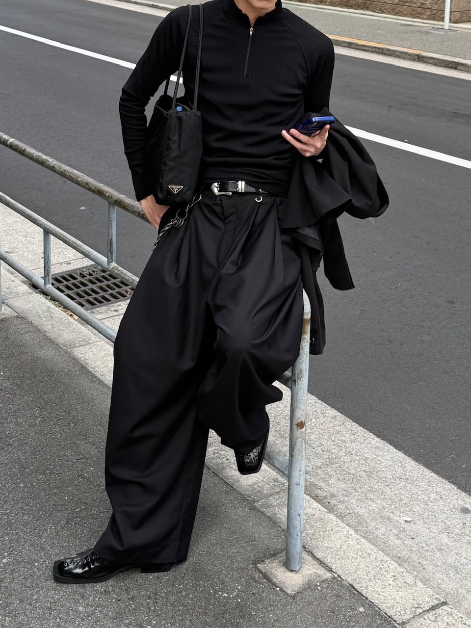 受注制【Chikashitsu +】two-tuck wide slacks / 【チカシツプラス】ツータックワイドスラックス (2color)