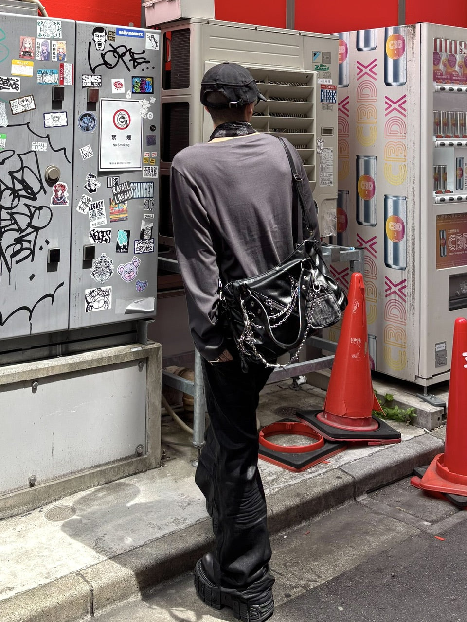 受注制【Never mind the XU】2way faux leather bag (4color)