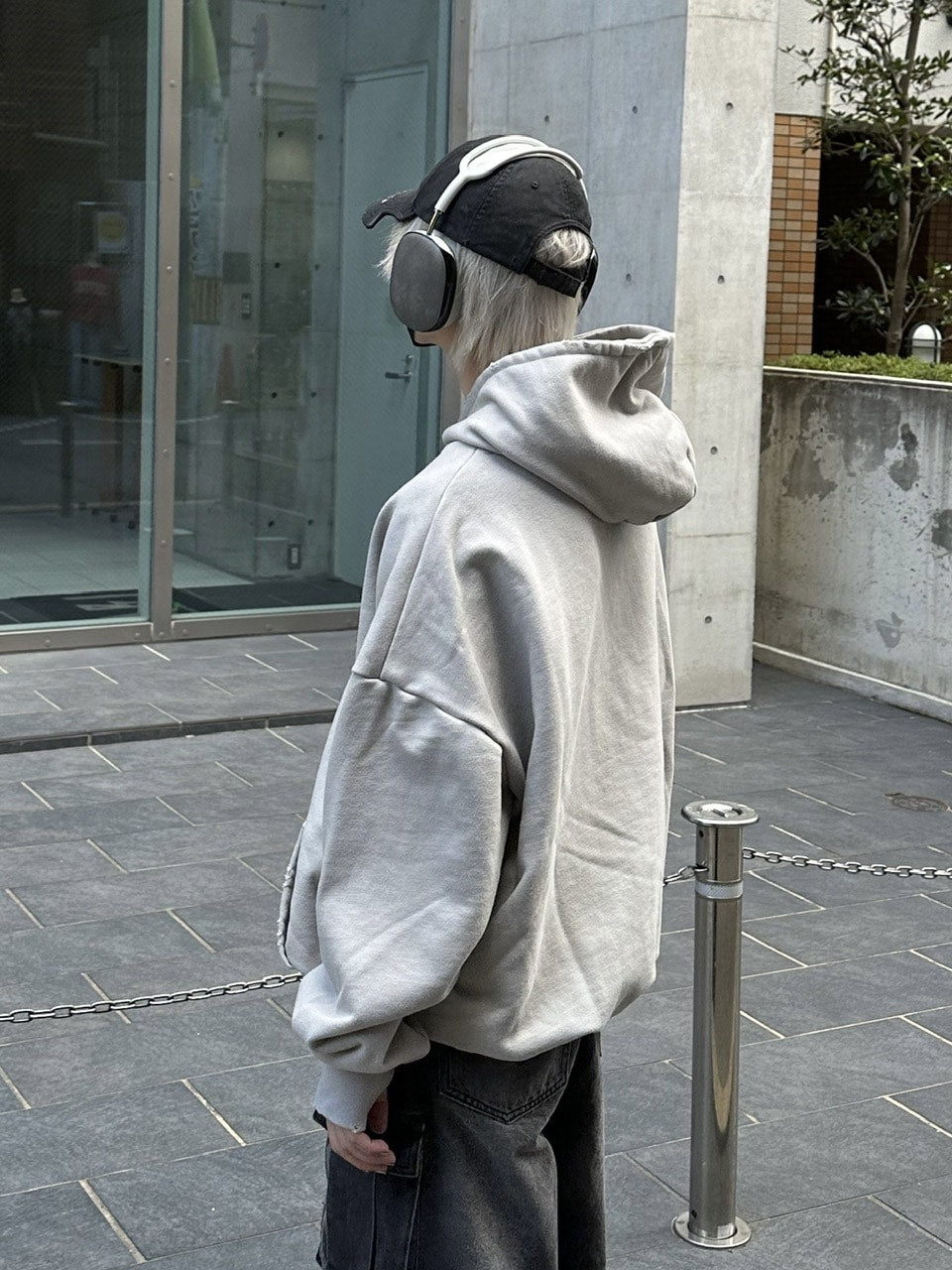 大阪店WEB限定【Chikashitsu +】damage arm warmer hoodie (3color)