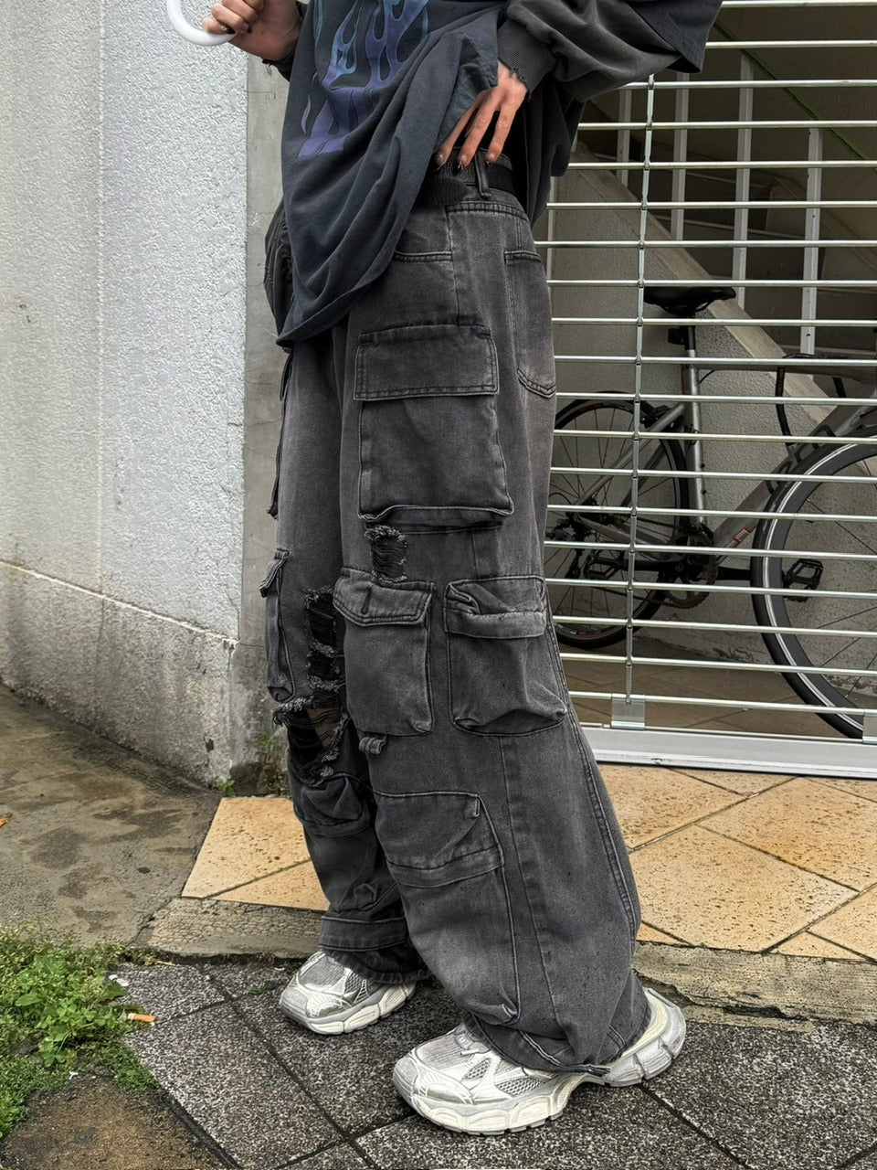 大阪店WEB限定【Chikashitsu +】utility cargo denim pants
