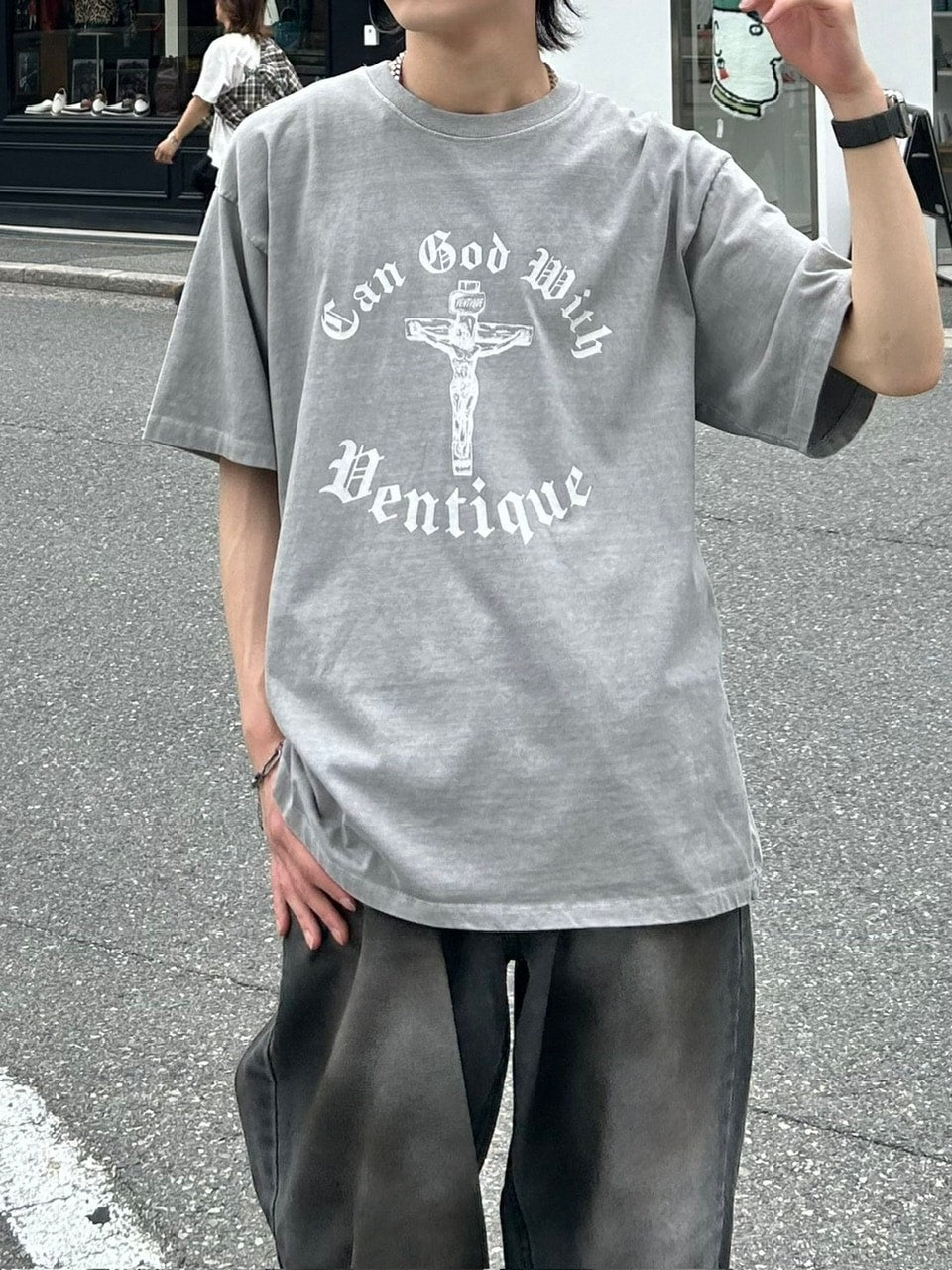 大阪店WEB限定【Chikashitsu +】box fit jesus t-shirt (2color)