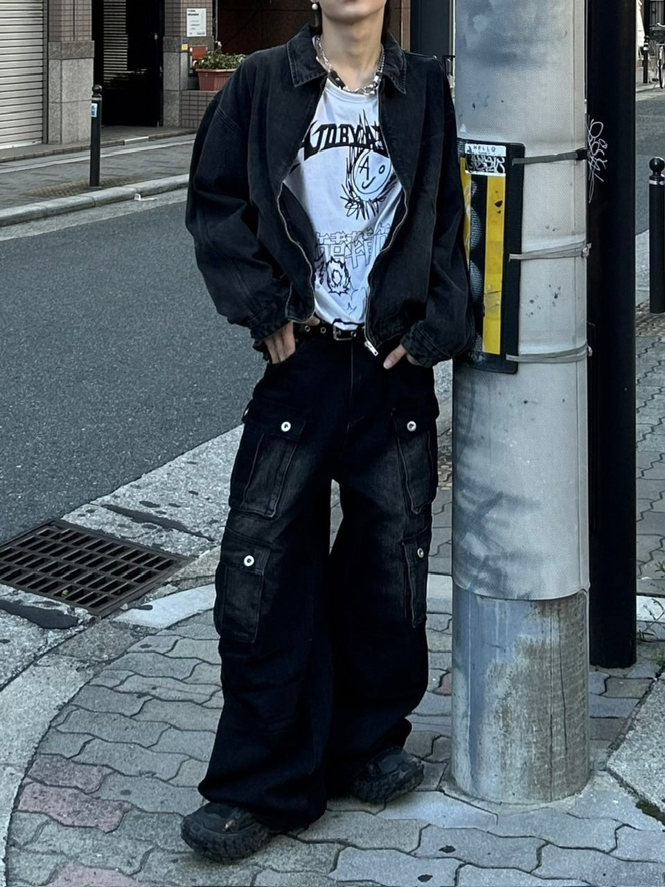 大阪店WEB限定受注制【Chikashitsu +】multi pocket cargo denim pants