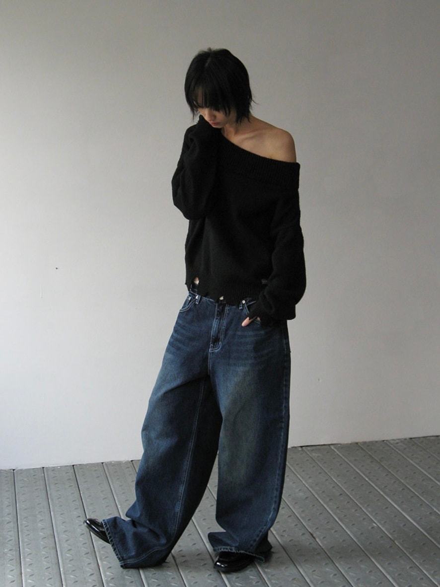 【ROCK CAKE】Off Shoulder Damaged Knit
