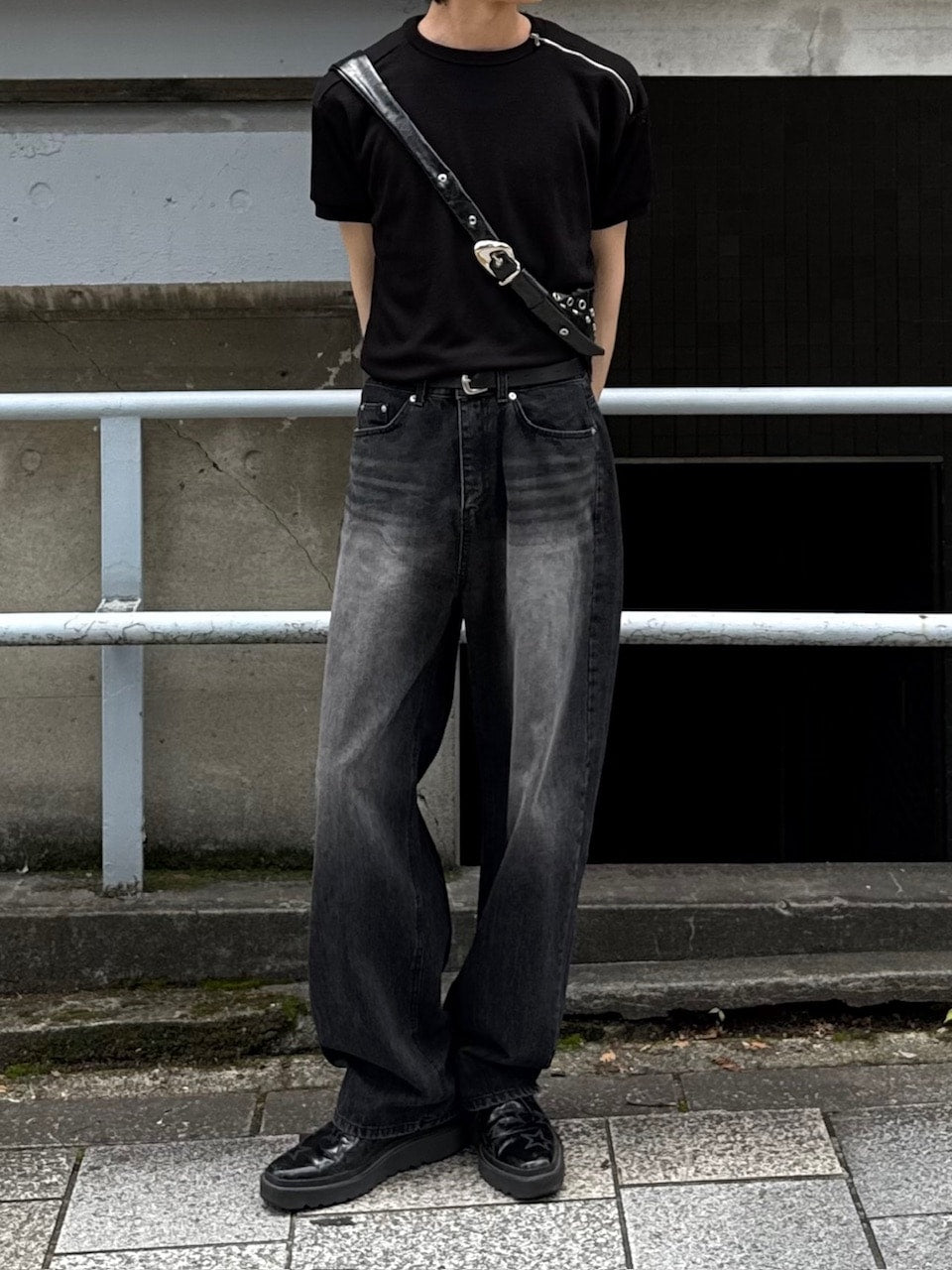 大阪店WEB限定受注制【Chikashitsu +】vintage wash semi wide denim pants 4 / 【チカシツプラス】ヴィンテージウォッシュセミワイドデニムパンツ