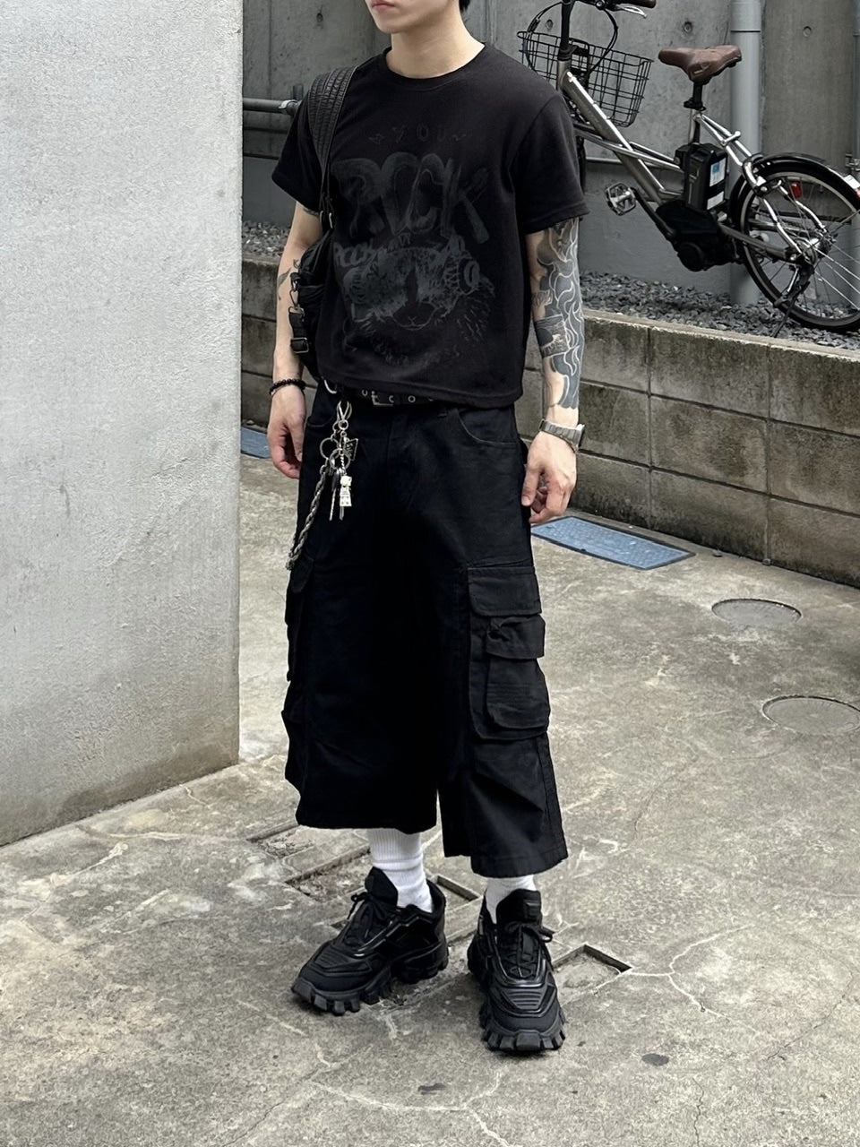 大阪店WEB限定受注制【Chikashitsu +】cotton cargo bermuda pants (2color)
