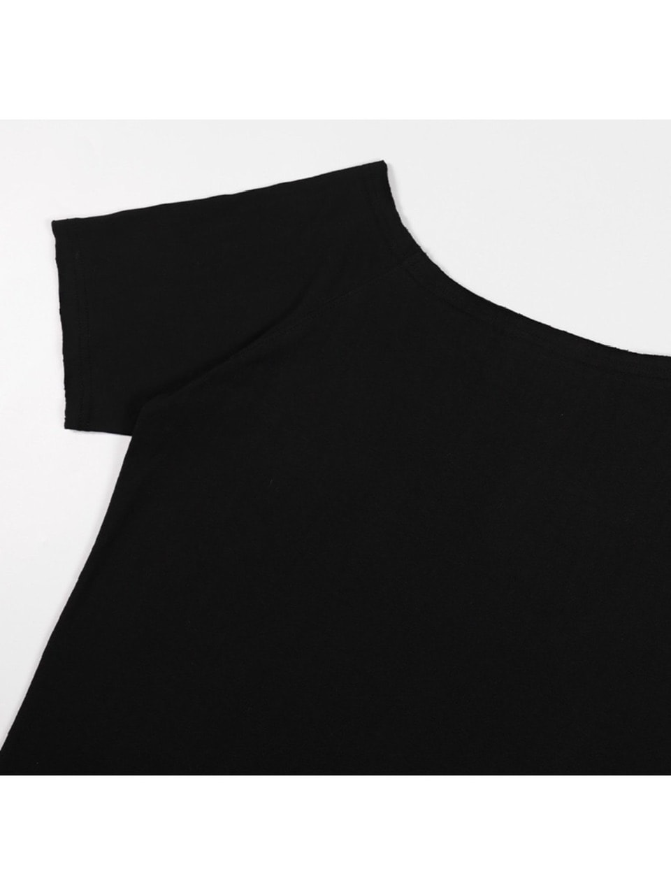 【FANCY CLUB】DIVINE CROSS ONE-SHOULDER TEE / 【ファンシークラブ】クロスワンショルダー半袖Tシャツ