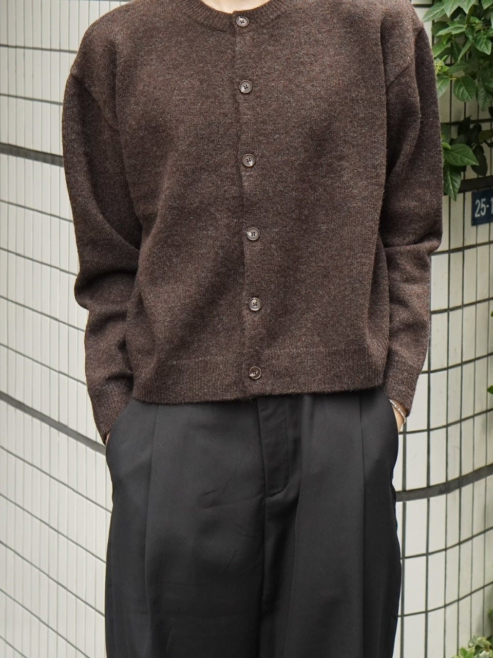 東京店WEB限定受注制【Chikashitsu +】soft touch crew neck knit cardigan / 【チカシツプラス】ソフトタッチクルーネックニットカーディガン (4color)