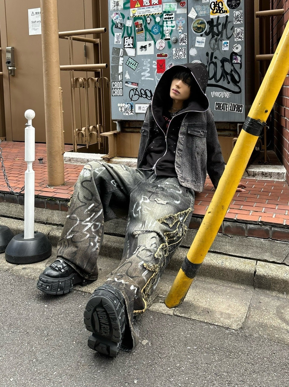 【Never mind the XU】rhinestone denim jacket / 【ネバーマインドザエックスユー】ラインストーンデニムジャケット (2color)