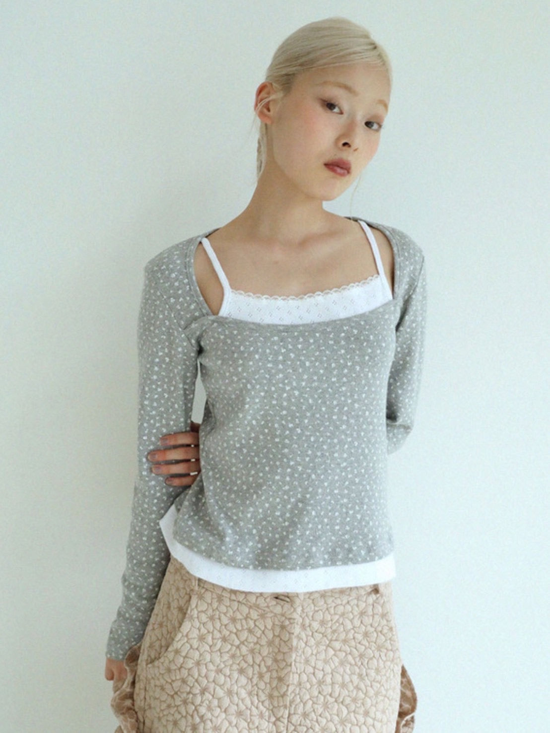 12/21 20:00 再販【Uglyshadow】FLOWER LAYERED T-SHIRT