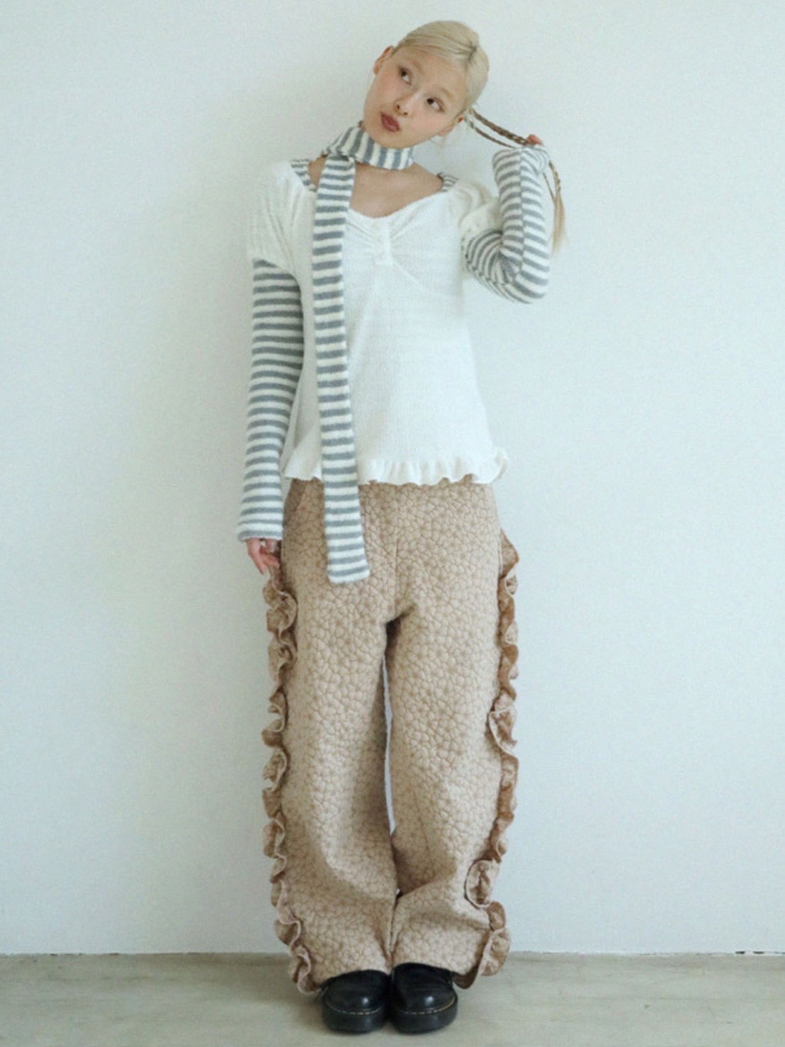 12/21 20:00 再販【Uglyshadow】SCARF ROUND T-SHIRT