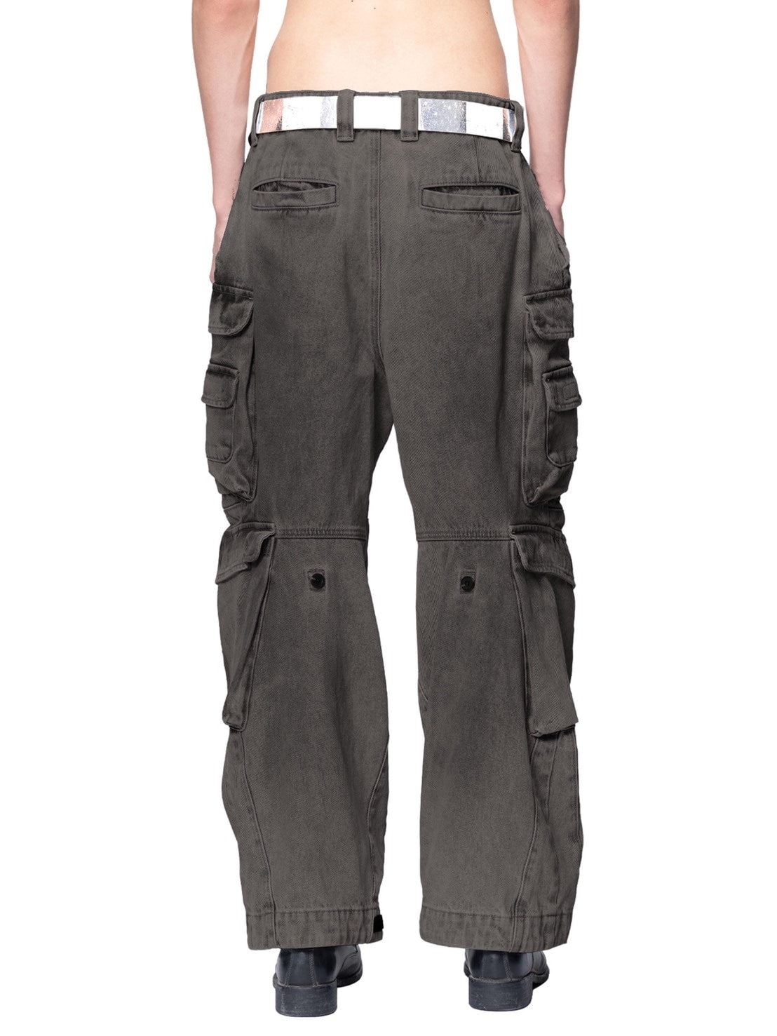 【The Boy Has No Patience】Adjustable Multi-Pocket Wiping Overalls / 【ザボーイハズノーペーシェンス】マルチポケットデニムパンツ
