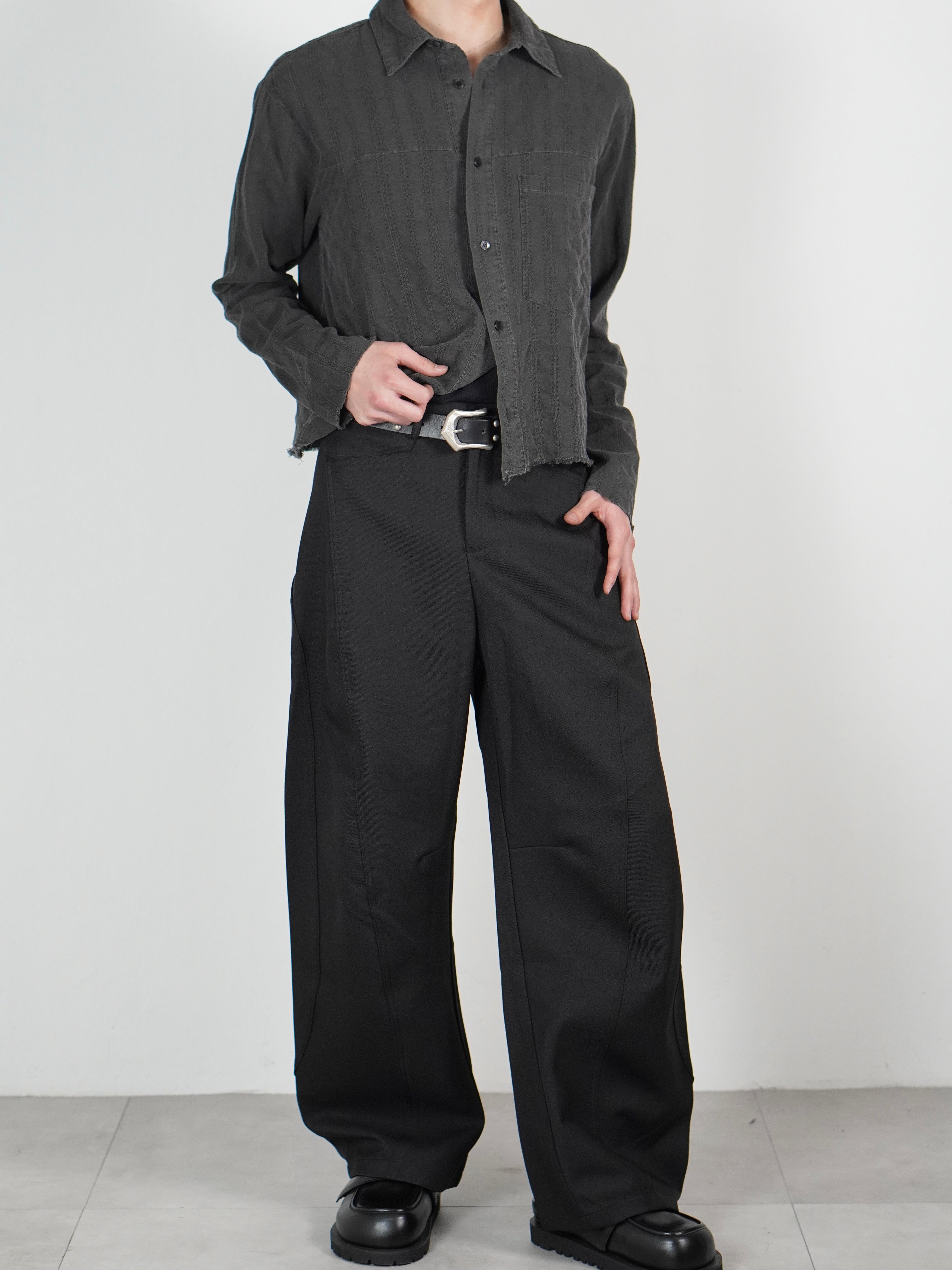 受注制【Chikashitsu +】Curve line wide pants (3color)