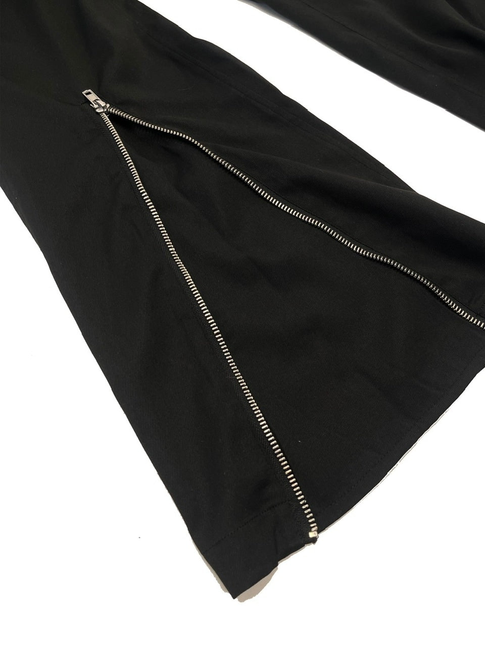 【Bizarre Maiden】strap zipper flared pants (2color)