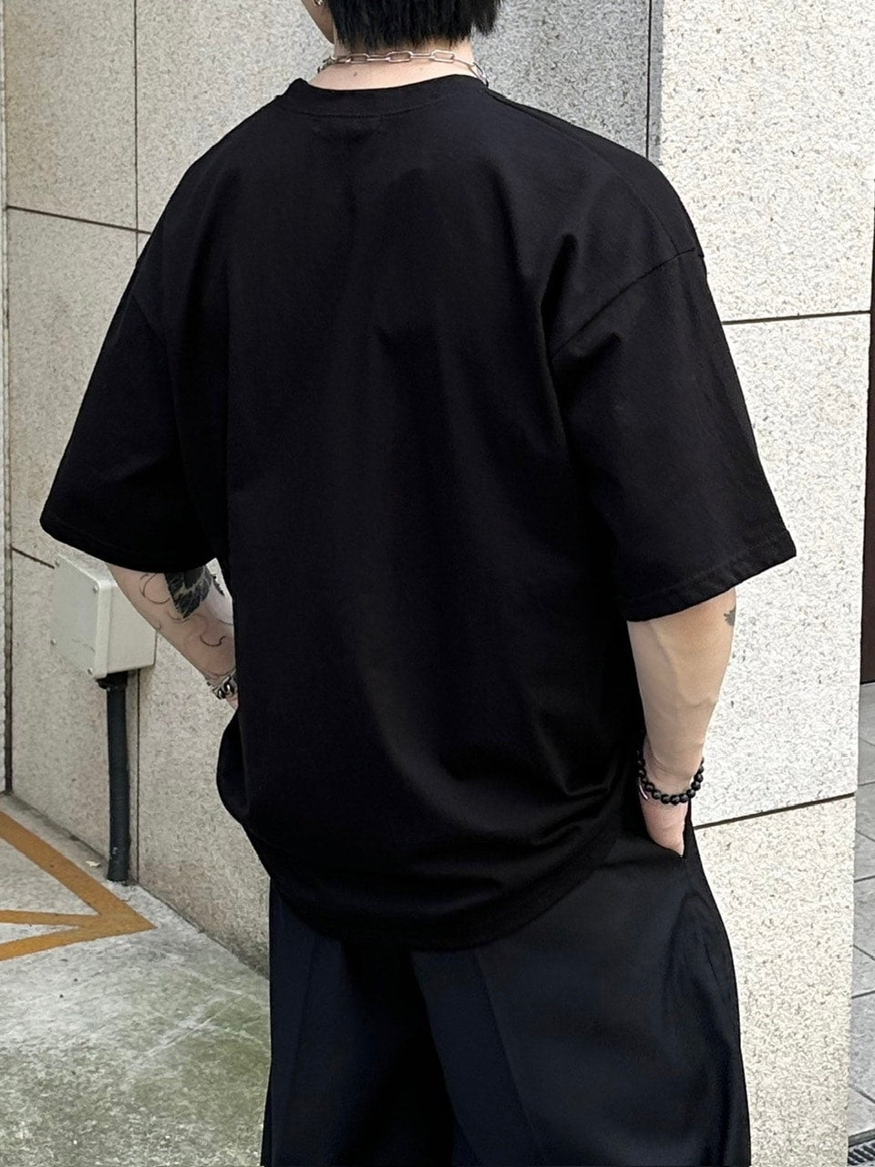 受注制【Chikashitsu +】logo graphic t-shirt 2 (3color) / 【チカシツプラス】グラフィックロゴプリント半袖Tシャツ