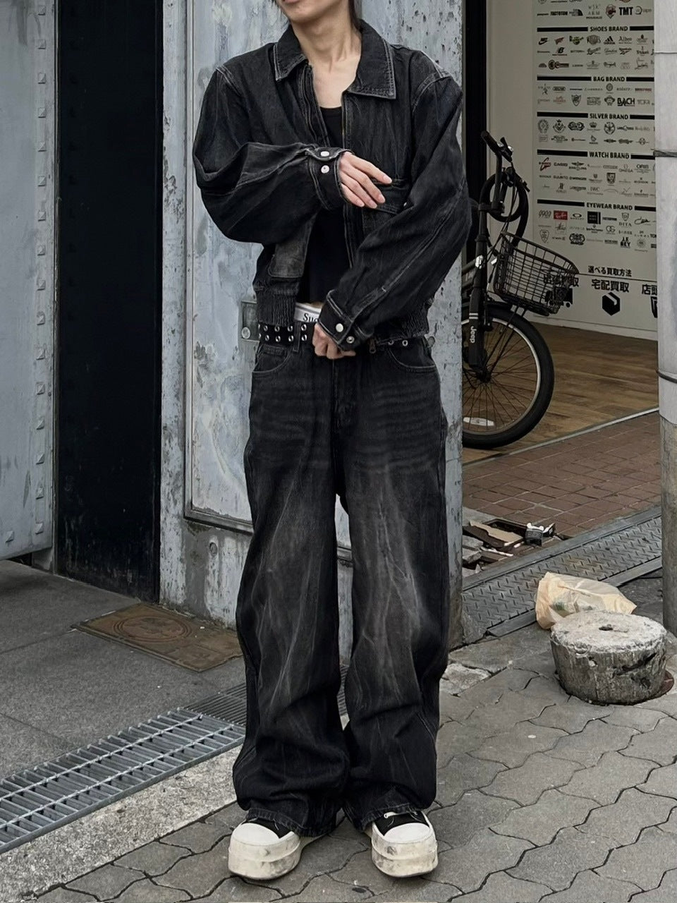 大阪店WEB限定受注制【Chikashitsu +】vintage wash cropped denim jacket (black)