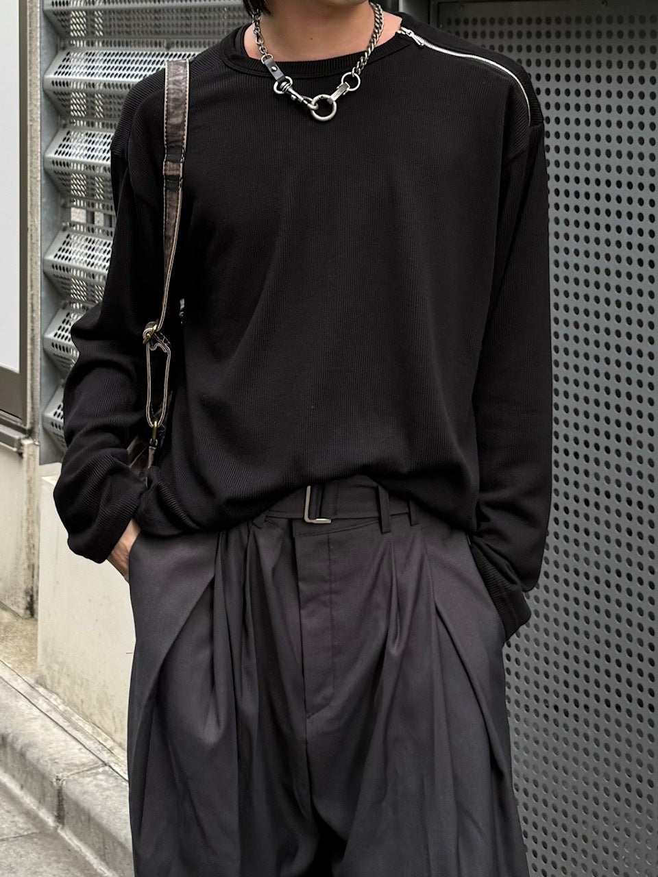 大阪店WEB限定【Chikashitsu +】shoulder zip long sleeve (2color)