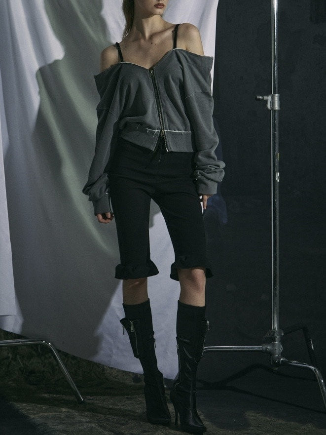 【GATELESS】OFF-SHOULDER ZIP SWEAT / 【ゲートレス】オフショルダージップスウェット