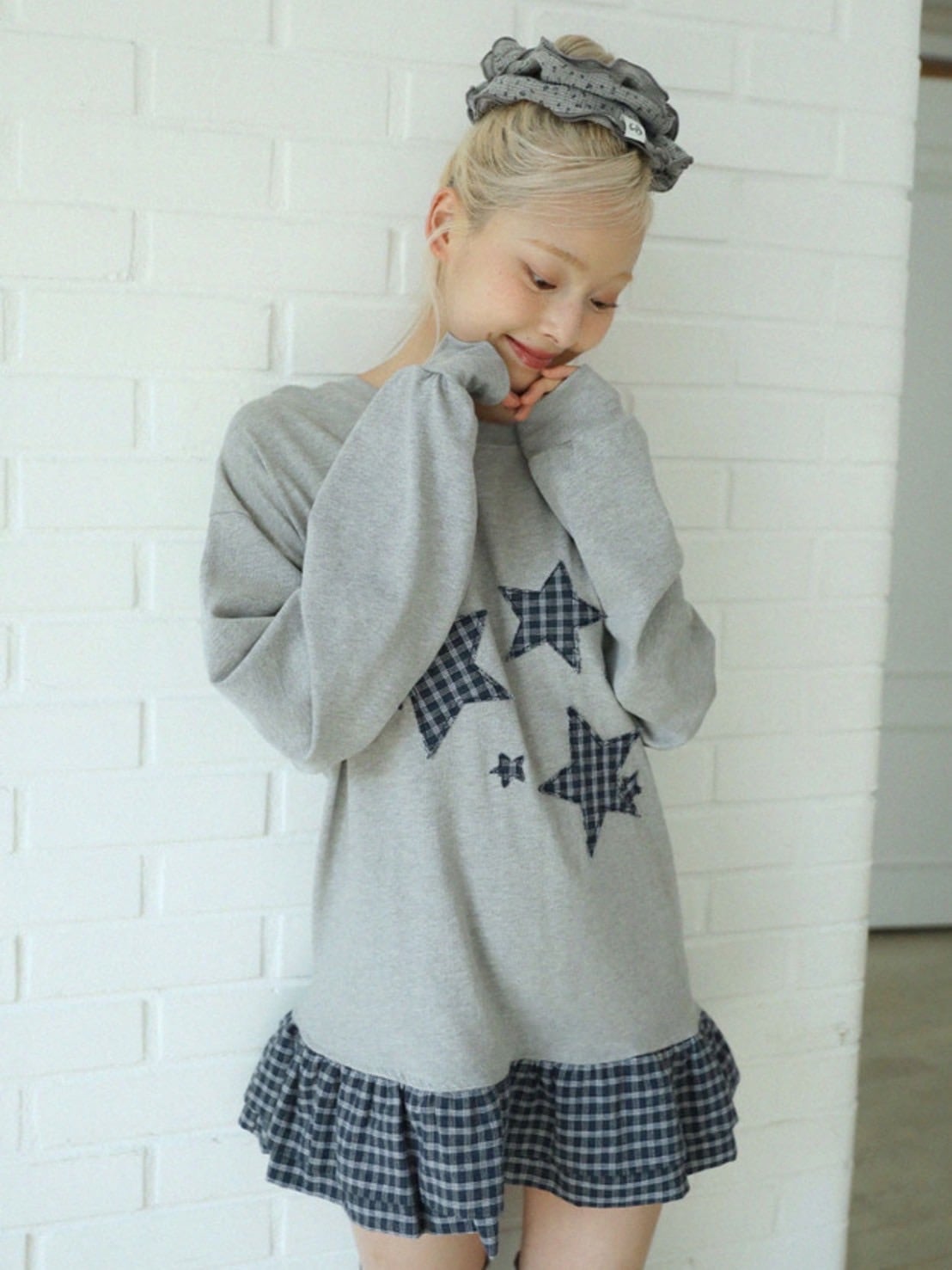 12/21 20:00 再販【Uglyshadow】STAR FRILL LONGSLEEVED T-SHIRT