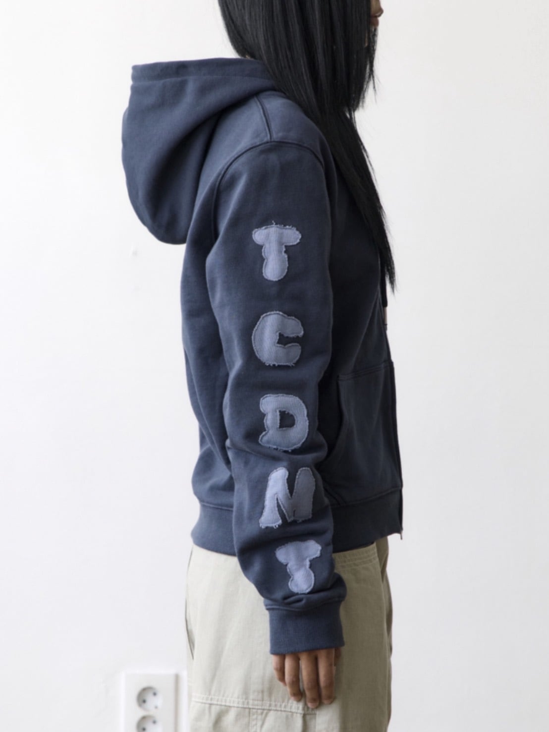 【THECOLDESTMOMENT】TCM tcdmt hooded zip-up