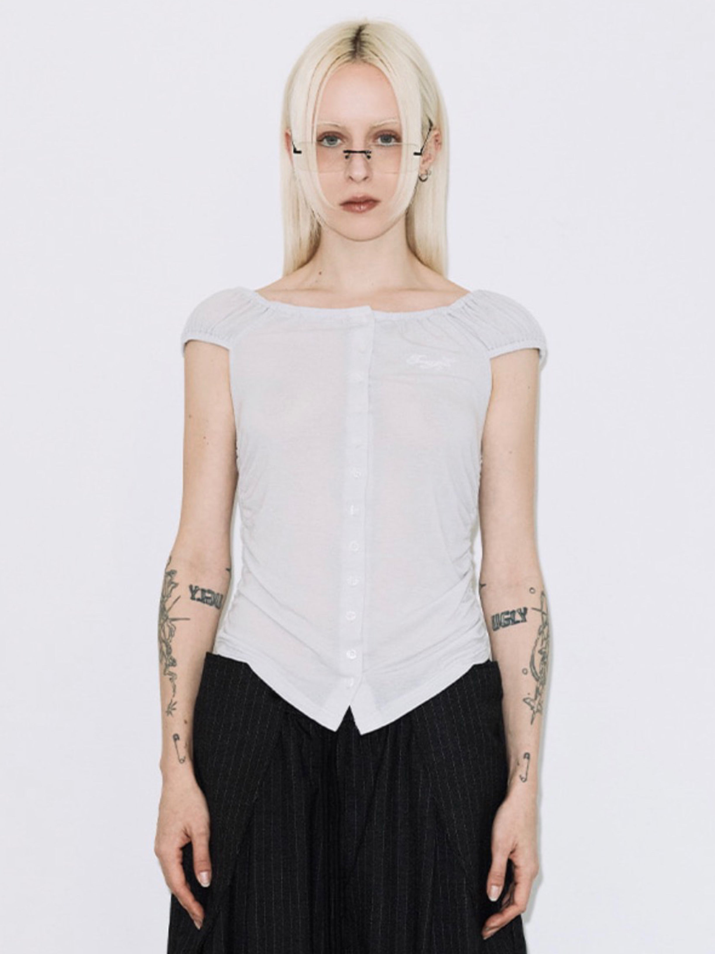 【FANCY CLUB】SOFT BUTTON OFF-SHOULDER TOP