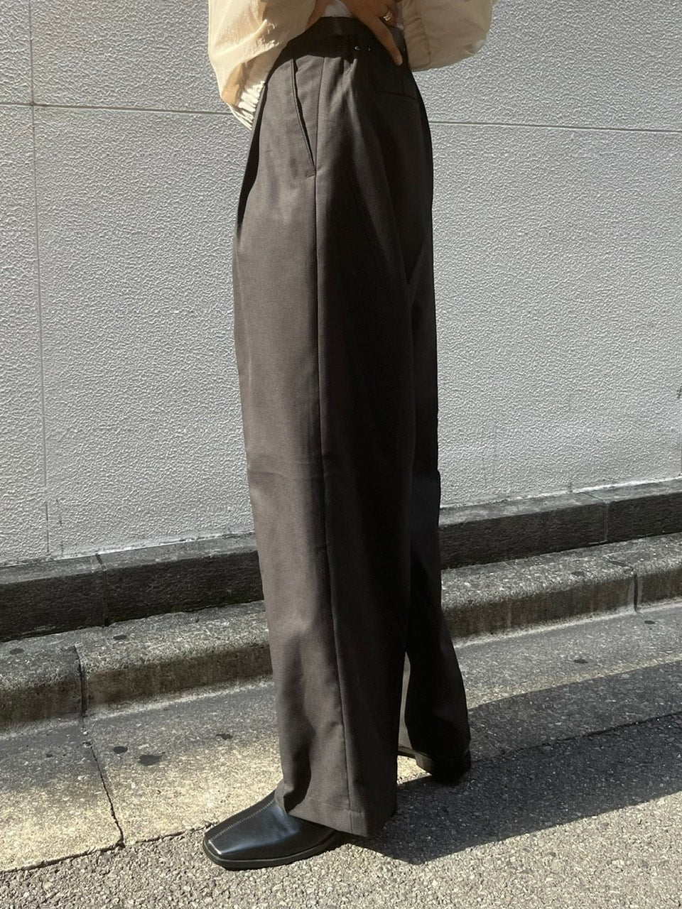 受注制【Chikashitsu +】wide tuck slacks (3color)