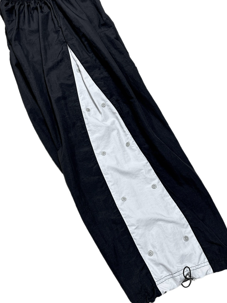 大阪店WEB限定受注制【Chikashitsu +】snap nylon ballon pants (2color)