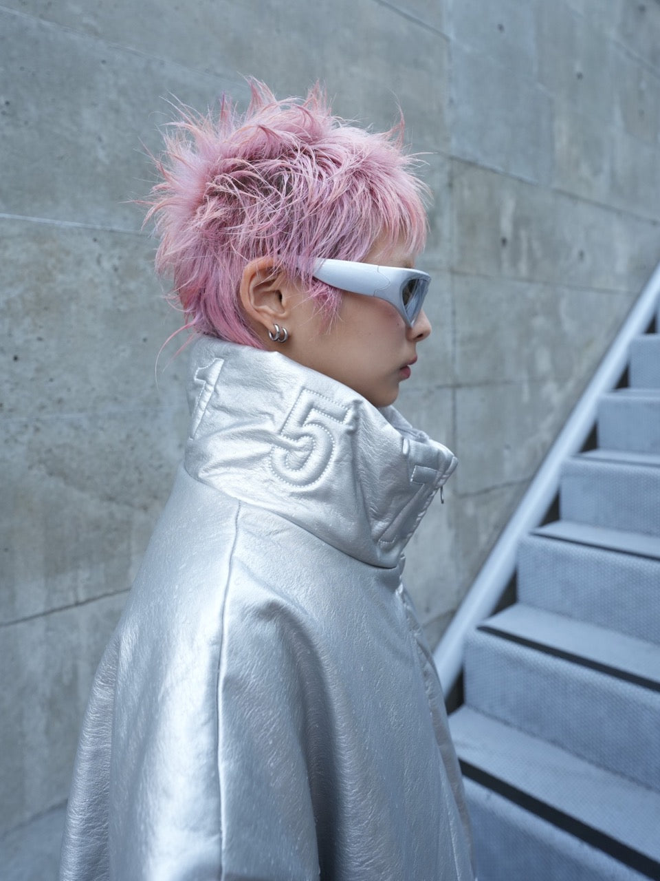 【DIG YOUR OWN GRAVE】star leather vest (2color)