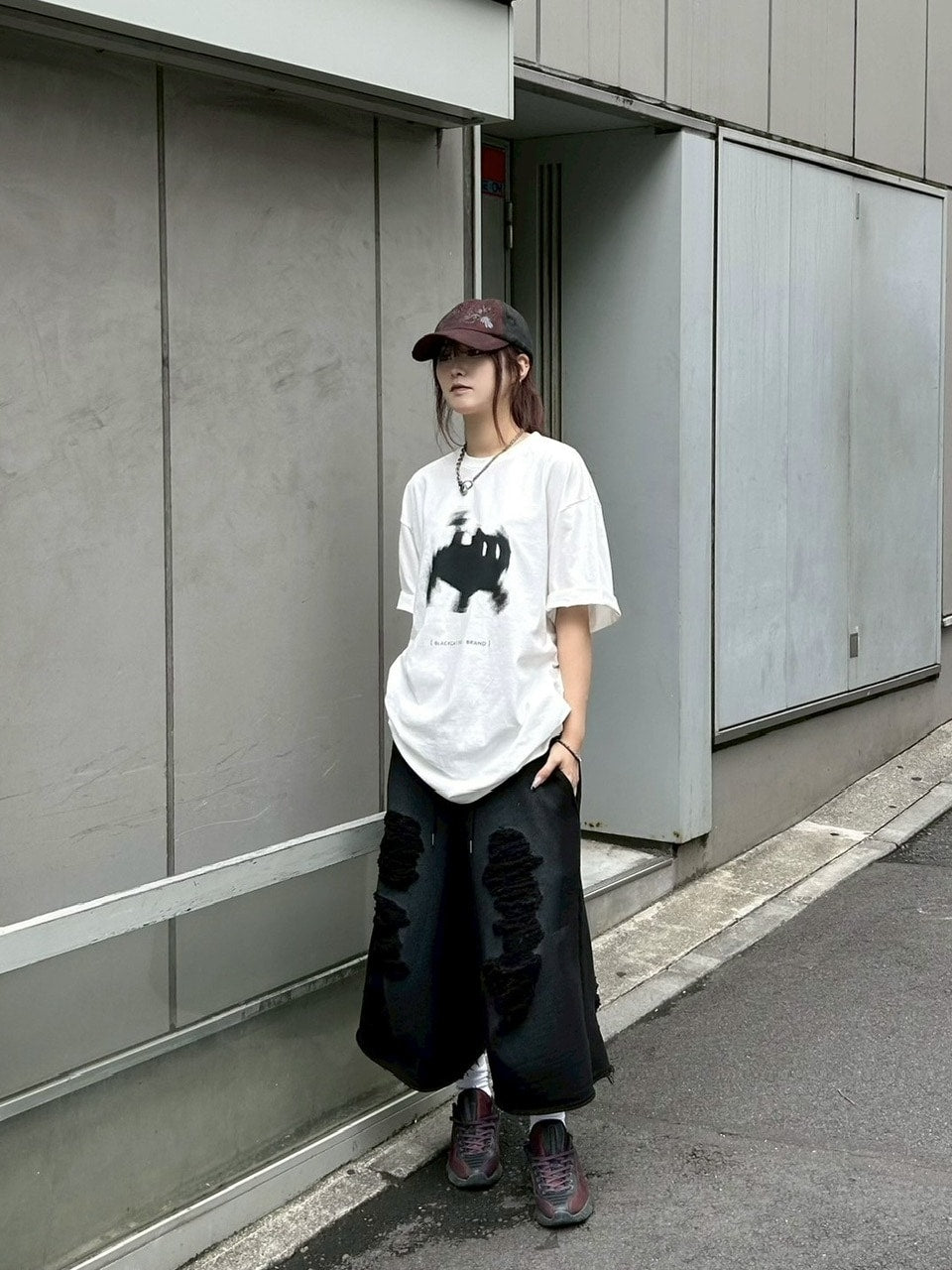 大阪店WEB限定【Chikashitsu +】oversized pixel cats t-shirt (2color)