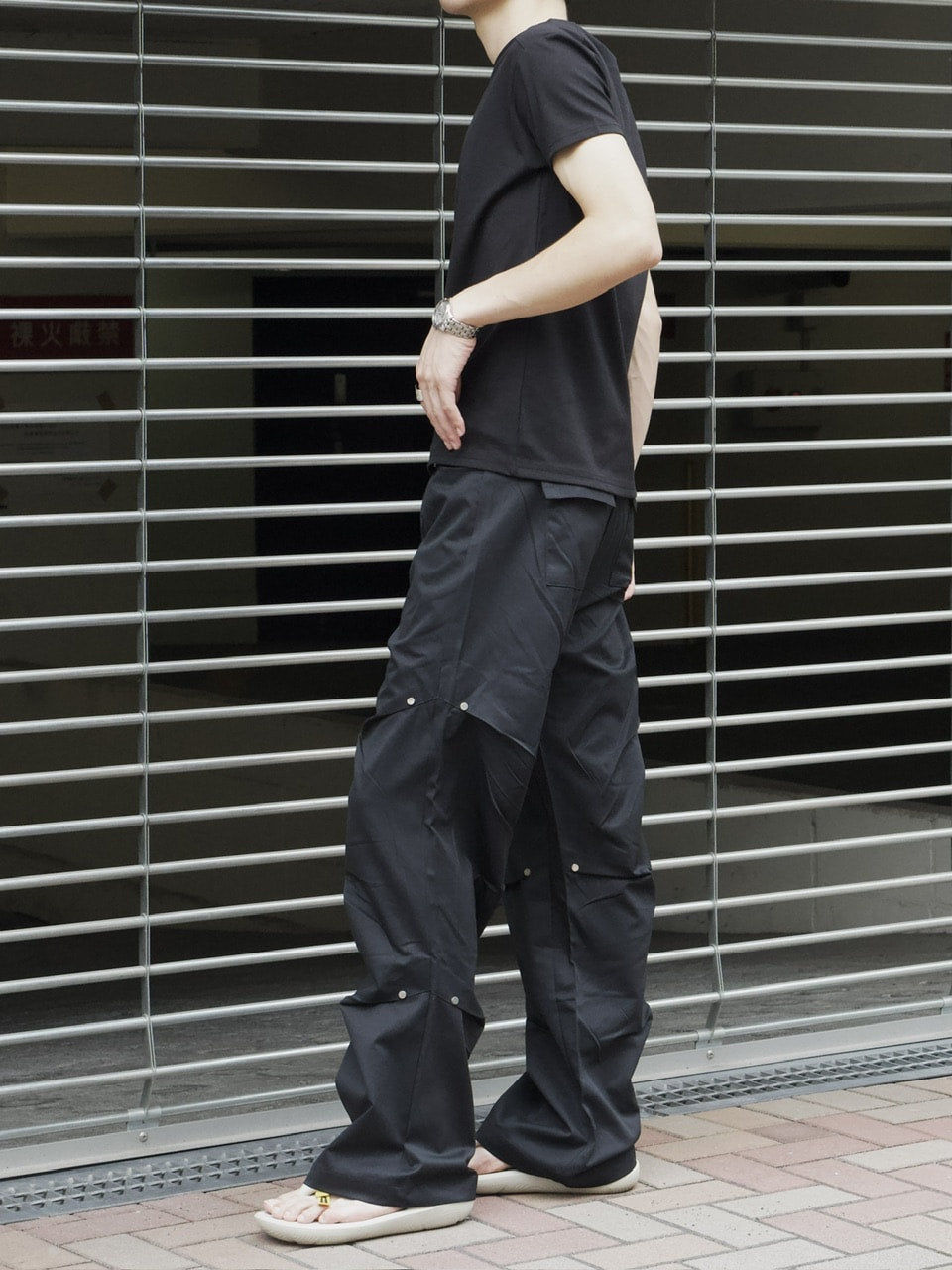 東京店WEB限定受注制【Chikashitsu +】compact crew neck tee (3color)