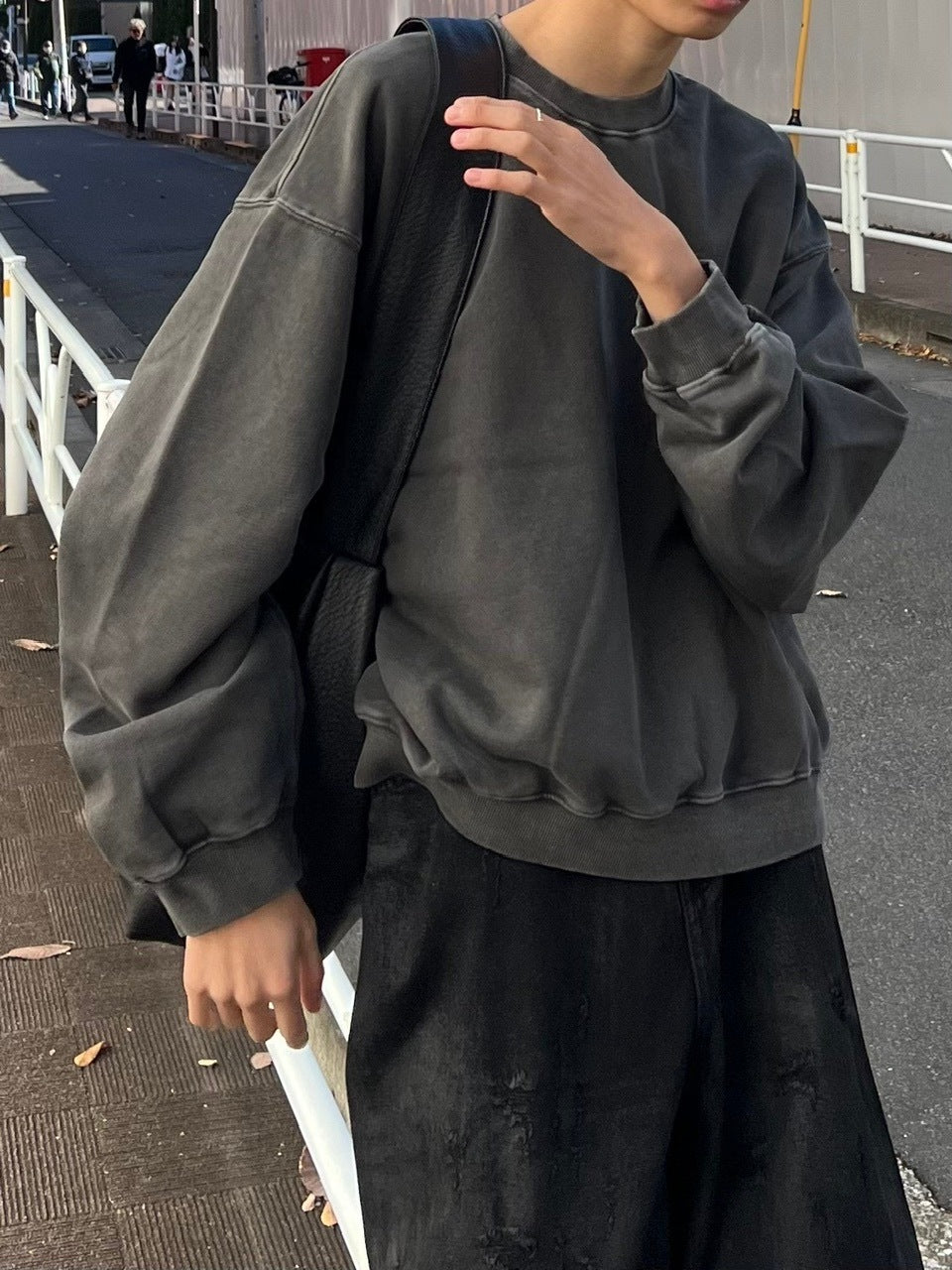 受注制【Chikashitsu +】cropped washing sweat (4color) / 【チカシツプラス】ウォッシングクロップ長袖スウェットシャツ