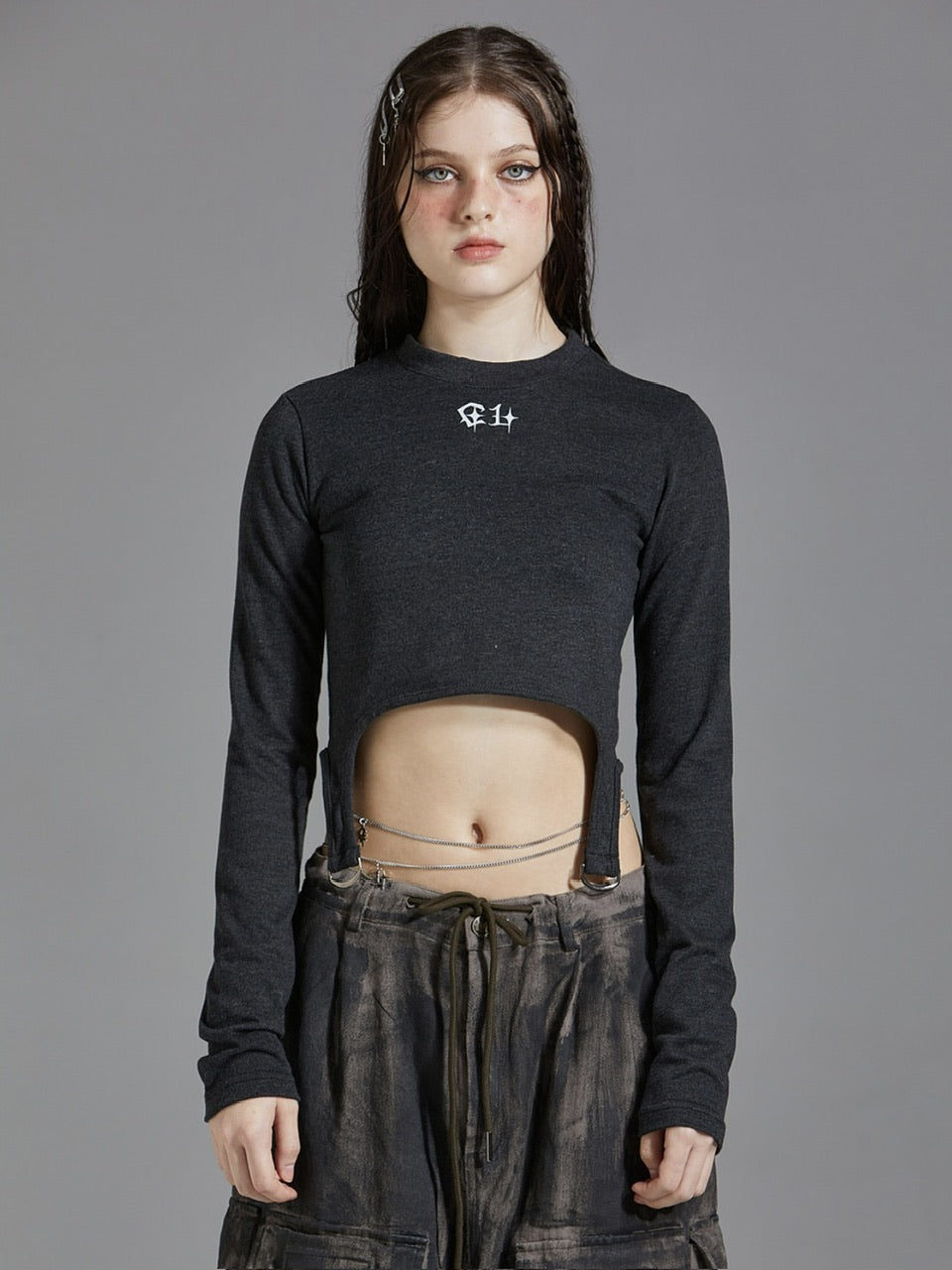 【GATELESS】DOUBLE RING CROPPED T-SHIRT