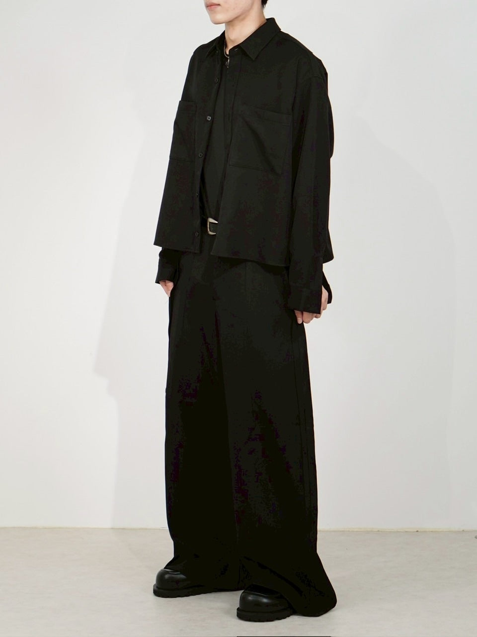 受注制【Chikashitsu +】cropped long sleeve shirt (3color)