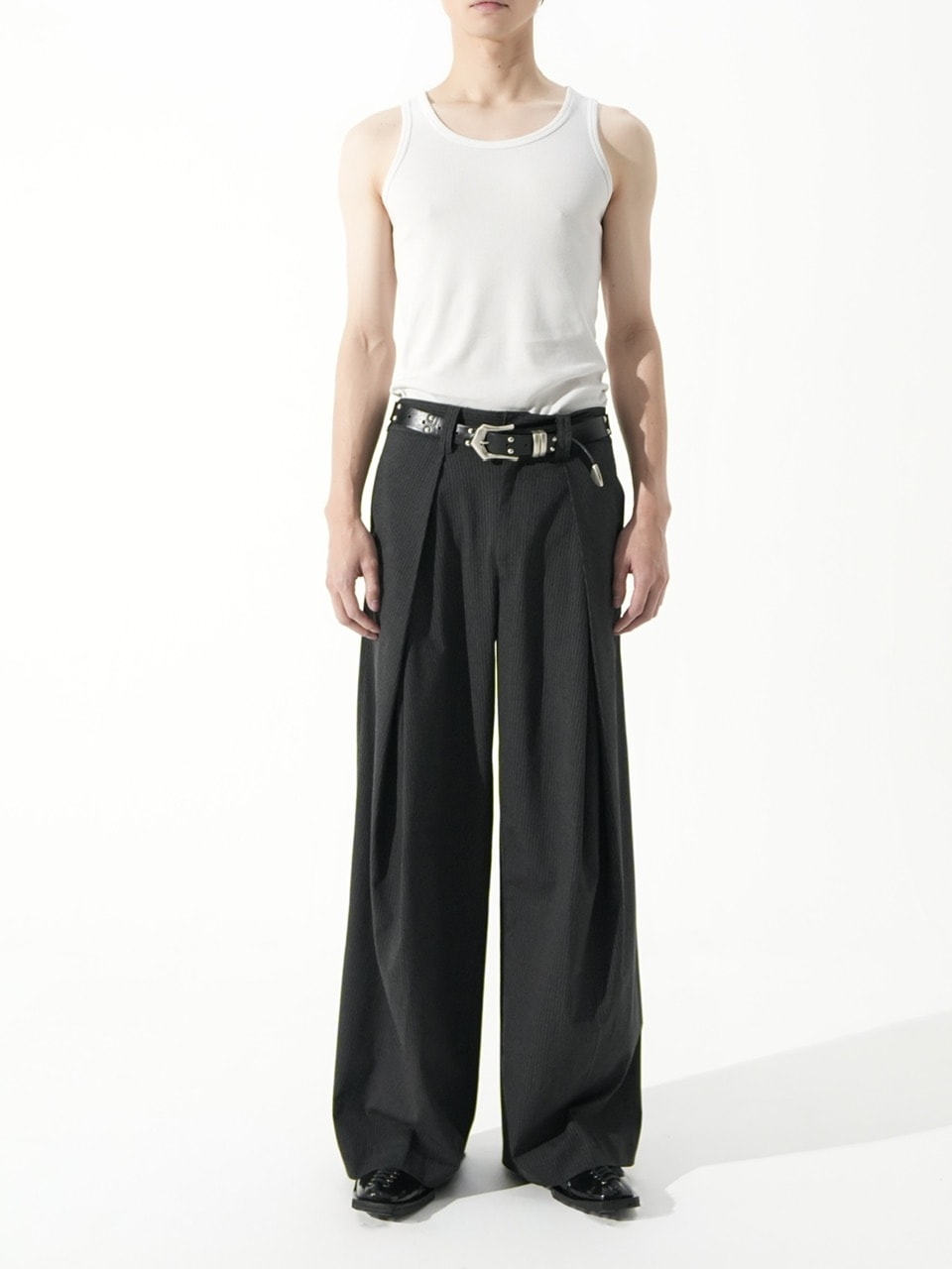 【CS】stripe cross tuck drape slacks (gray)