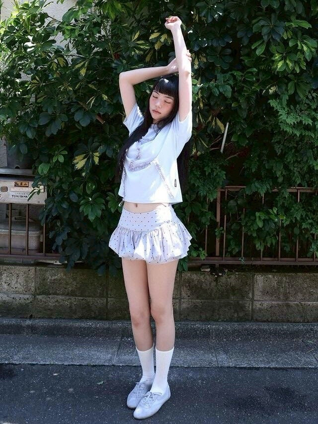 【Uglyshadow】STAR BASIC T-SHIRT / 【アグリーシャドウ】スターベーシック半袖Tシャツ