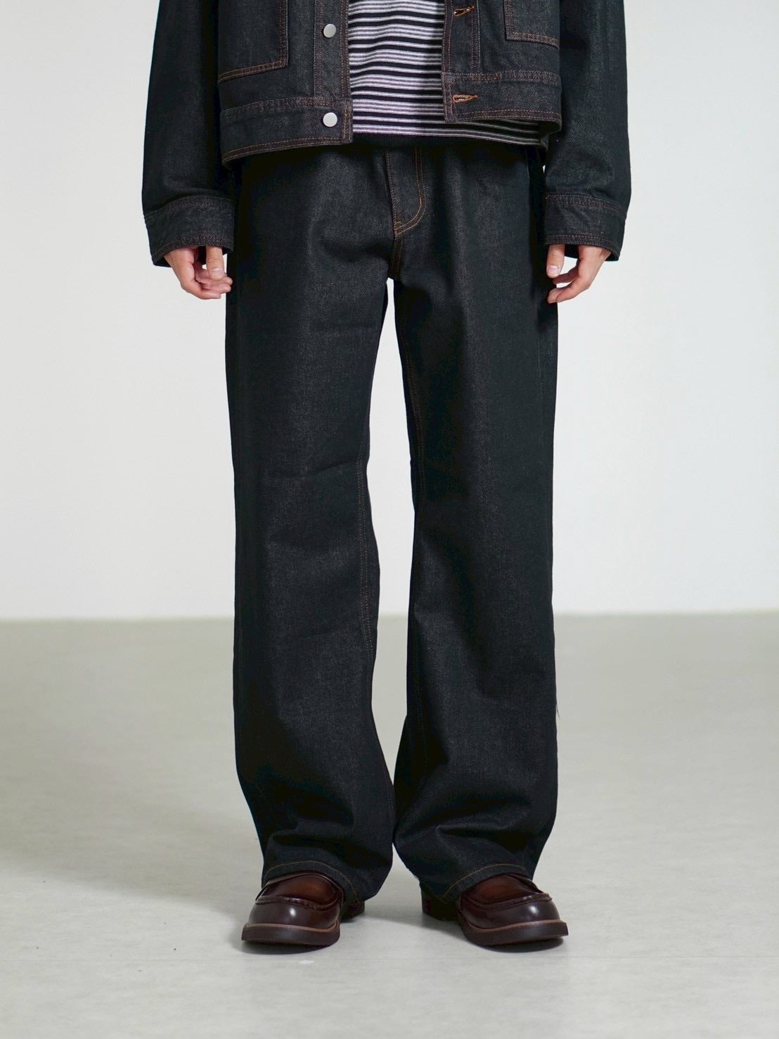 受注制【Chikashitsu +】semi wide rigid denim pants / 【チカシツプラス】セミワイドリジッドデニムパンツ (2color)