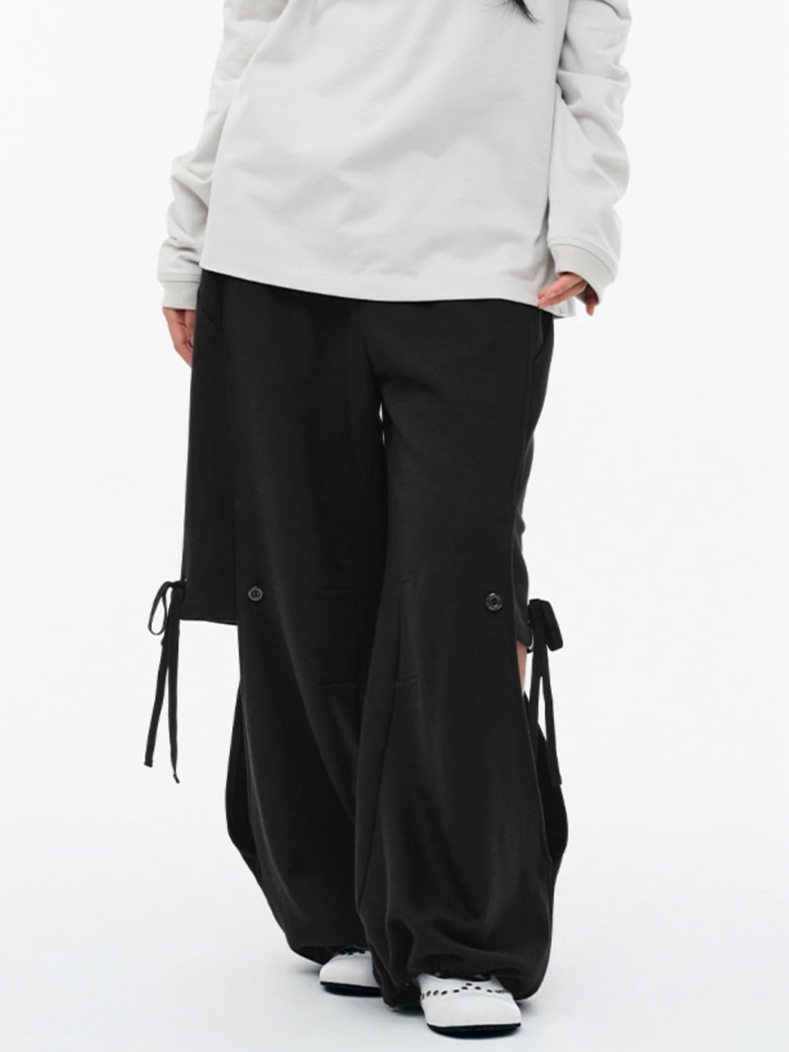 【TUOMIO】DOUBLE LAYERED SWEATPANTS / 【トゥオミオ】ダブルレイヤードスウェットパンツ