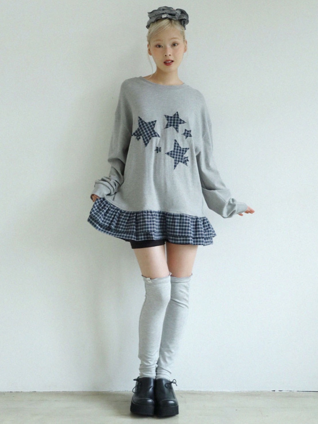 12/21 20:00 再販【Uglyshadow】STAR FRILL LONGSLEEVED T-SHIRT