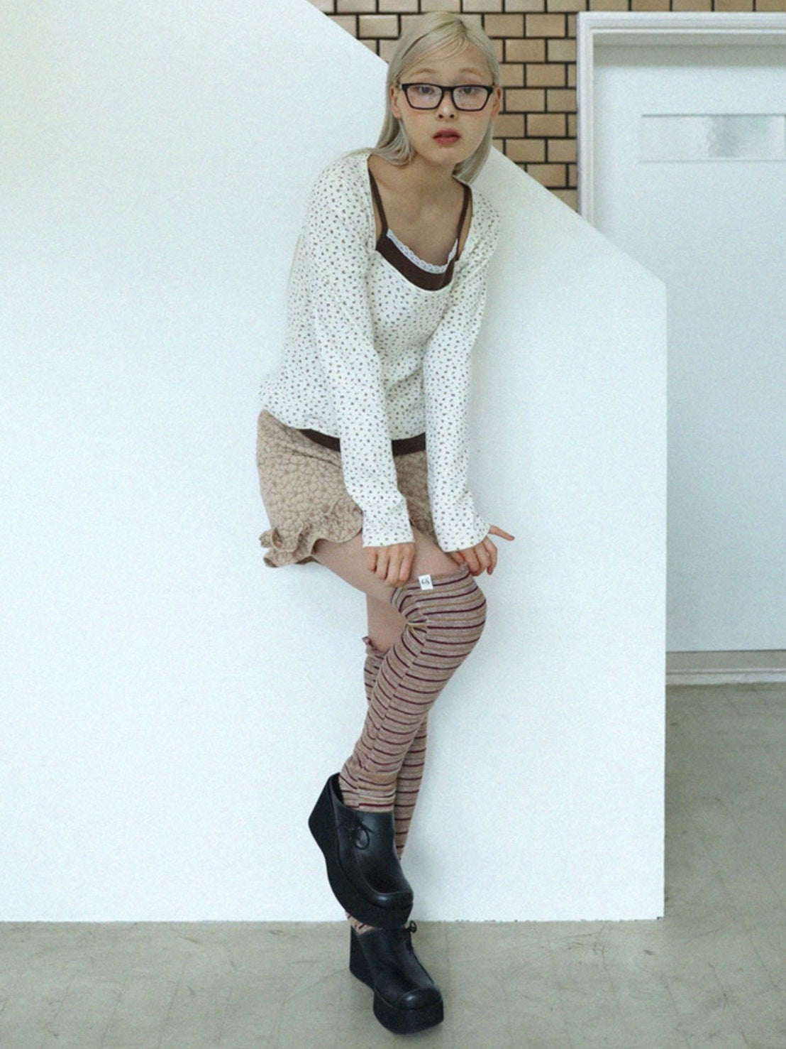12/21 20:00 再販【Uglyshadow】KNEE HIGH SOCKS