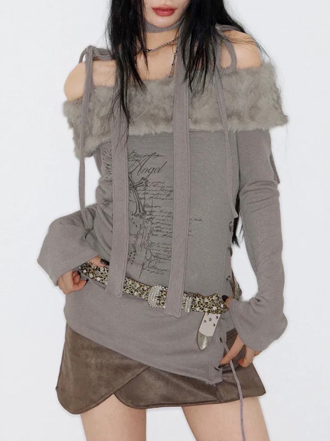 【NOT KNOWING】Fur Off Shoulder Lace Up Top