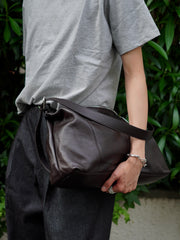 東京店WEB限定受注制【Chikashitsu +】cow leather cross bag (2color)